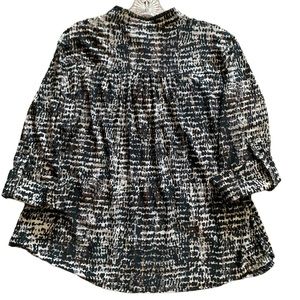 Beautiful top for sale!